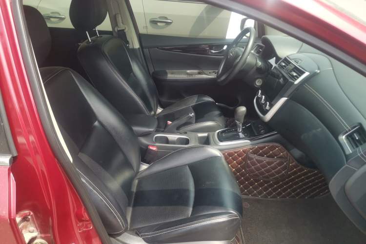 Used Nissan Tiida 2021 1.6L CVT Cool Edition
