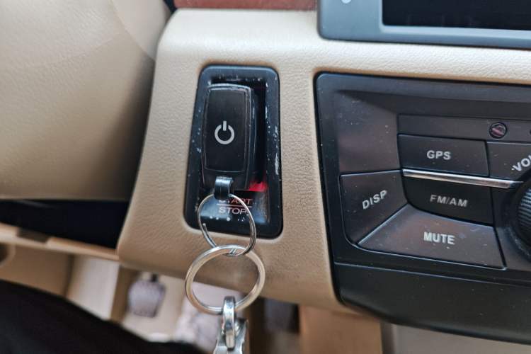 Used Roewe 550 2013 Classic Edition 550 1.8L Manual Luxury Model
