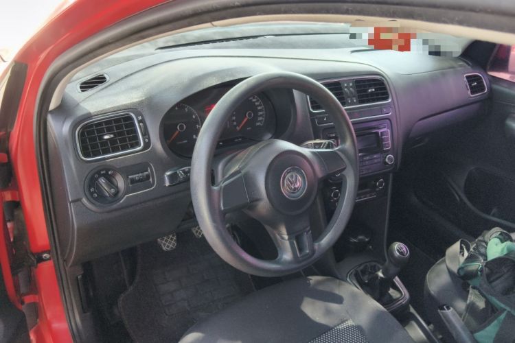 Used Volkswagen Polo 2011 1.4L Manual ZhiShang Edition