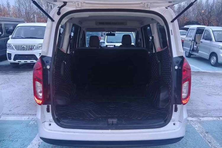 Used Wuling Hongguang New Energy 2025 Extended-Range Hybrid 50 km Standard Version