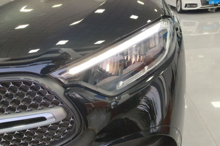 Used Mercedes-Benz GLC 2025 Refreshed GLC 300 L 4MATIC Dynamic Version 5 Seats
