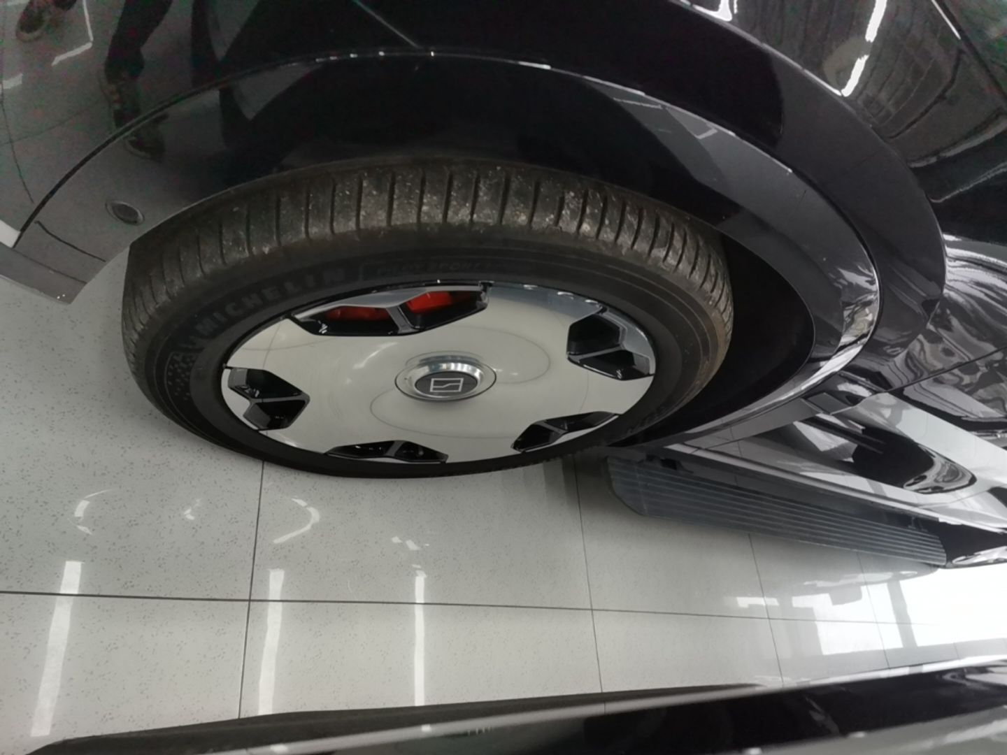 Zeekr 9X 2025 Ultra Edition 70kWh — снимка 10