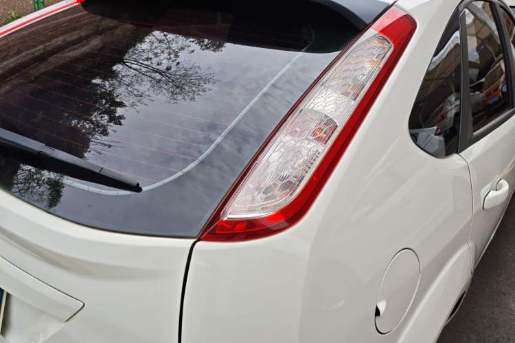 Used Ford Focus 2013 Hatchback Classic 1.8L Manual Base Model