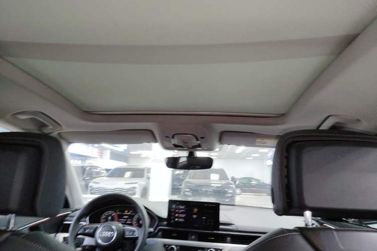 Used Audi A4L 2022 40 TFSI Luxury Dynamic Model