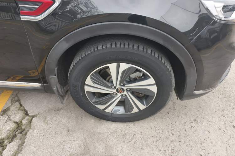Used Hongqi HS5 2019 2.0T Smart Connect Flagship Edition Right Front Wheel Hub