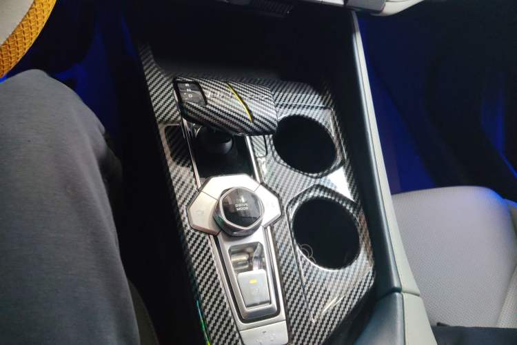 Used CHANGAN UNI-V iDD 2023 Zhidian iDD 1.5T 113km Smart & Fun Version (Rapid Edition)