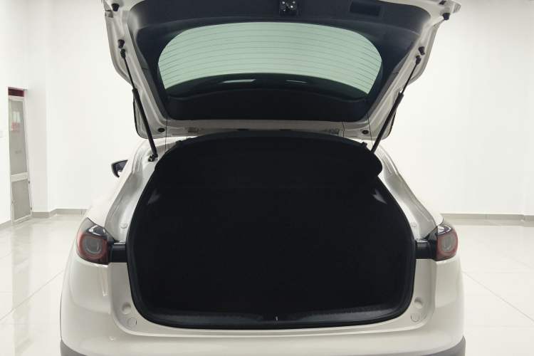 Used Mazda CX-4 2021 2.0L Automatic Two-Wheel Drive Blue Sky Dynamic Edition
