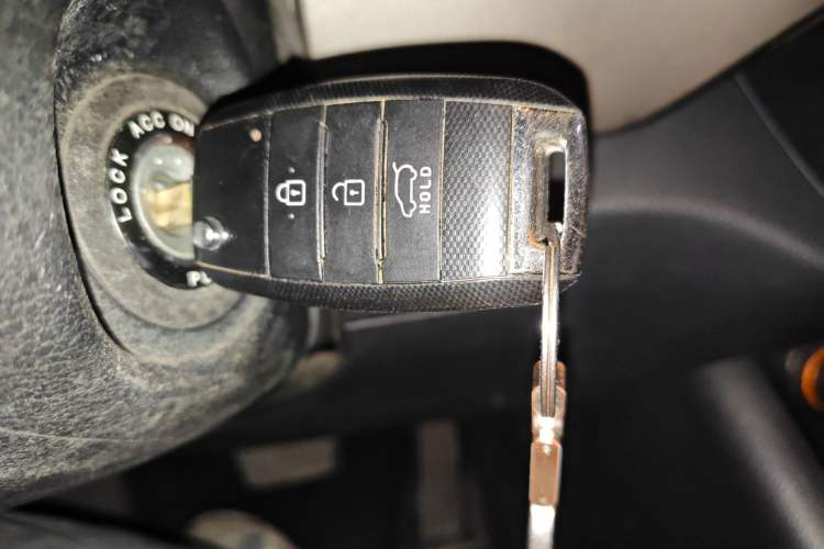 Used Kia Sportage R 2015 2.0L Automatic Two-Wheel Drive GL Interior 1