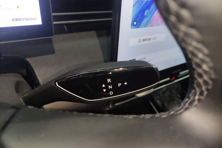 Used Chery Fengyun A8L 2025 1.5 TGDI 145 km Luxury Version