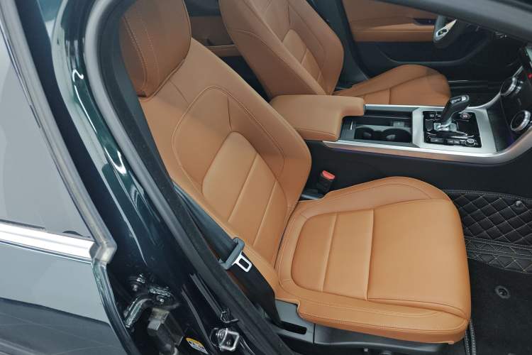 Used Jaguar XEL 2024 2.0T 250 PS R-DYNAMIC S Advanced Sport Edition