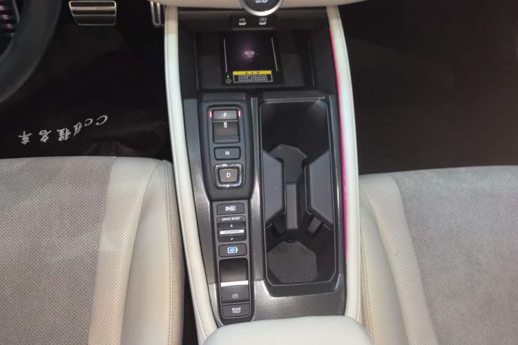 Used Honda Accord New Energy 2023 2.0L ePHEV Flagship Edition
