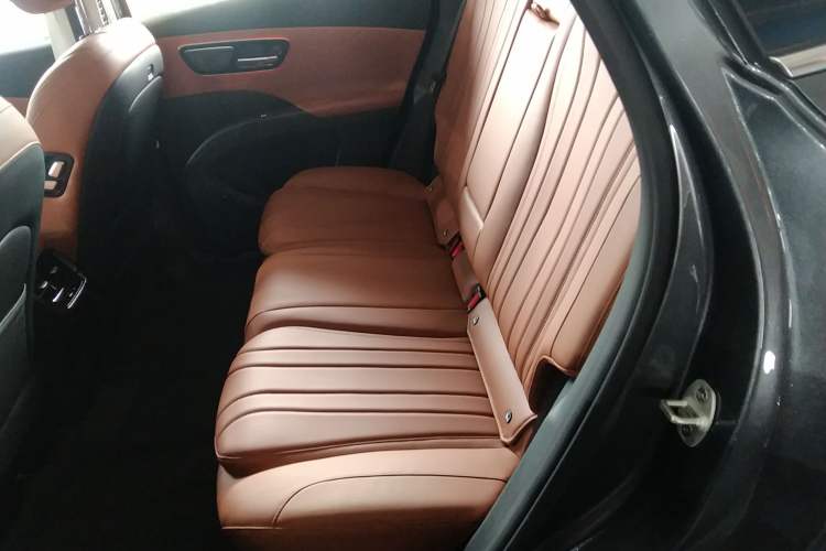 Used Chery Tiggo 8 2026 Model, 5th Generation Tiger Model, Kunpeng 1.6T Automatic Flagship Version Left Rear Seat