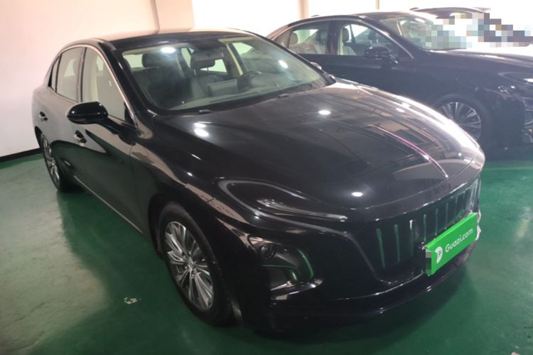 Used Hongqi E-QM5 2022 431 km Charge & Enjoy Edition