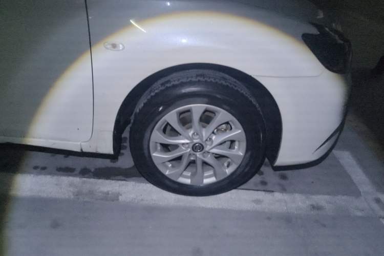 Used Nissan Sylphy 2021 Classic 1.6XE CVT Comfort Edition Right Front Wheel Hub