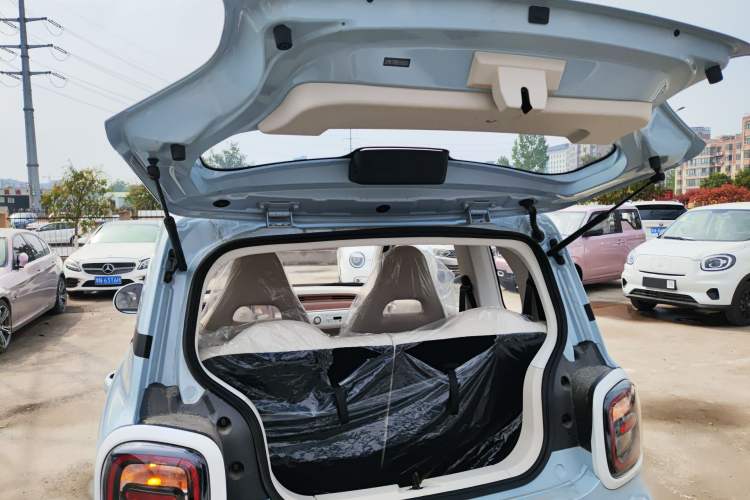 Used Bestune Pony 2026 Model 222km Shining Horse Trunk