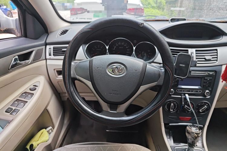 Used Dongfeng Aeolus S30 2011 1.6L Automatic Zunya Model
