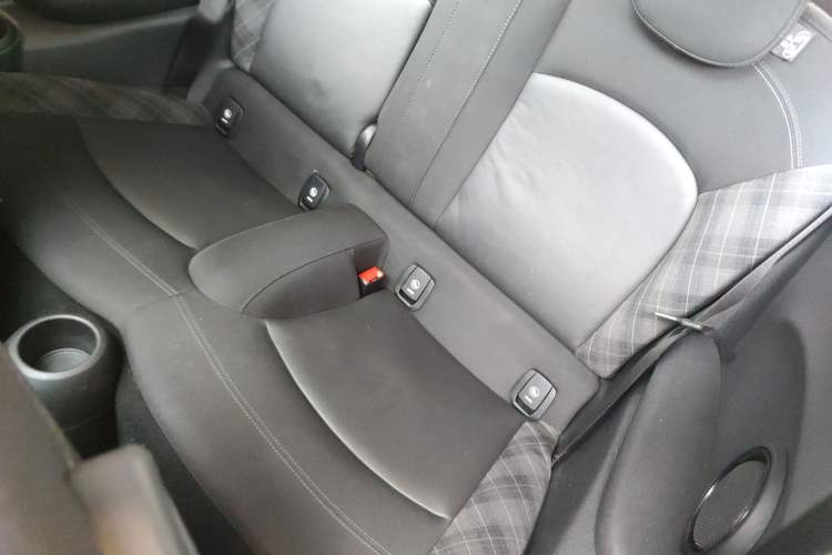 Used MINI 2016 1.5T COOPER
