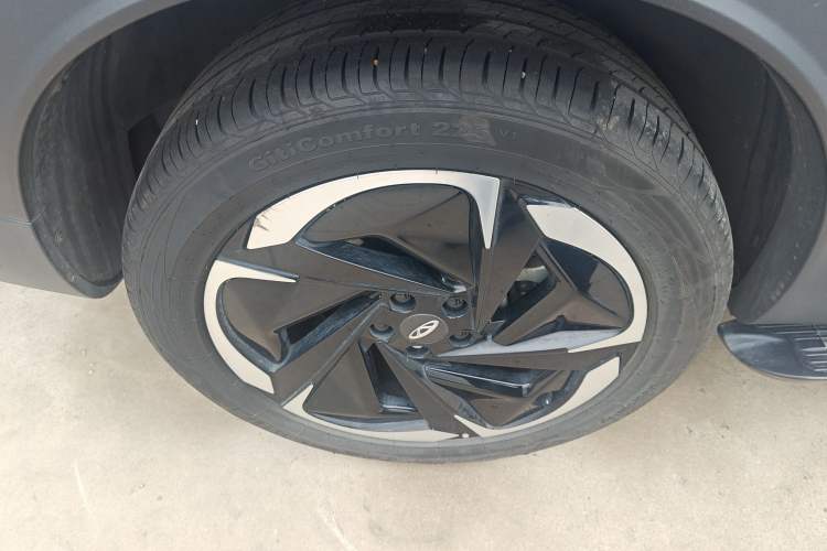 Used Chery Tiggo 7 C-DM 2025 1.5T 120KM Luxury Trim Right Rear Wheel Hub