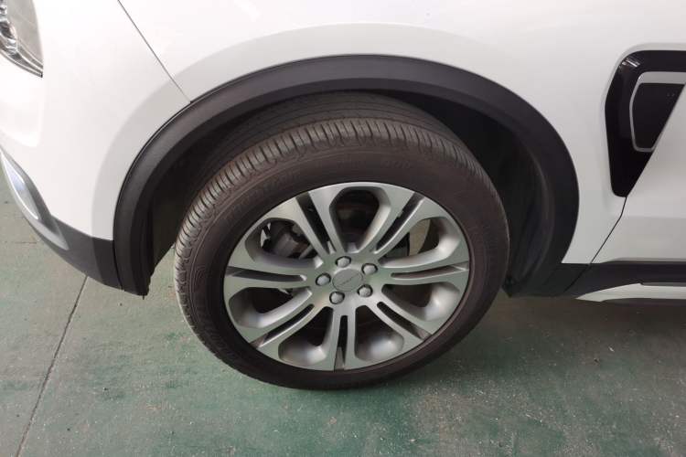 Used Lynk & Co 01 2019 2.0T Two-Wheel-Drive Pro Version China VI Standard
