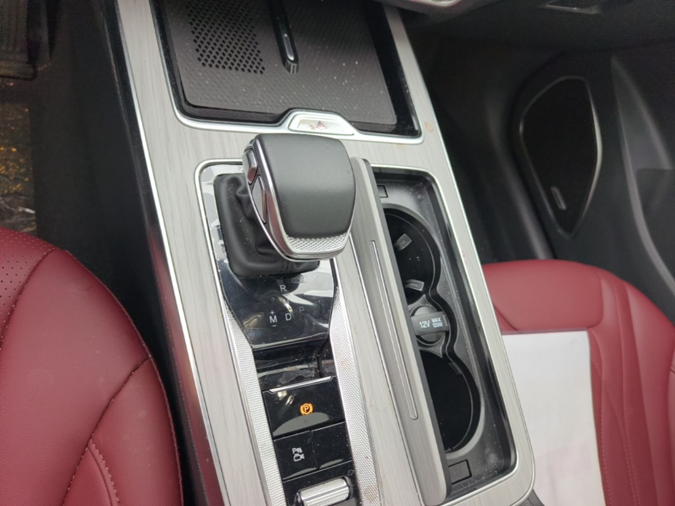 Hongqi HS5 2025 2.0T Two-Wheel Drive Flagship Pro Edition - Chinese Trim Xiang — снимка 16