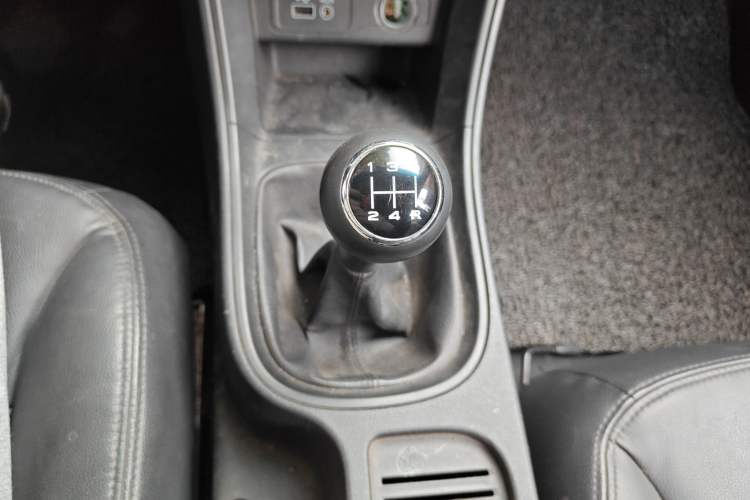 Used Roewe 360 2015 1.5L Manual Luxury Edition
