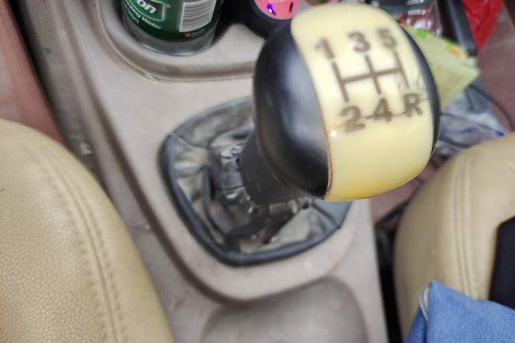 Used Wuling Hongguang 2013 1.5L Standard Version
