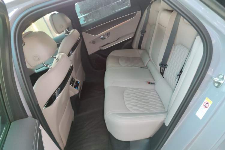 Used BYD Han 2025 DM-i Intelligent Driving Edition 125KM LiDAR Flagship Model
