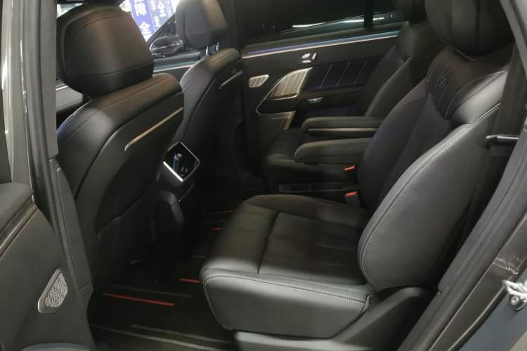 Used ONVO Luxeed L90 2025 Model—Max Six-Seater Version