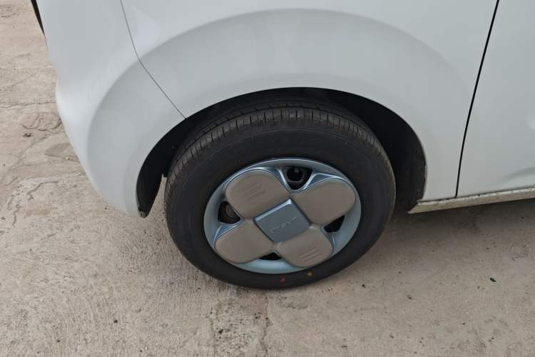 Used Geely Galaxy Panda 2024 Panda Mini 200km Endurance Bear