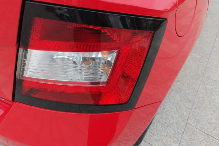 Used Skoda Fabia 2015 1.6L Automatic Sport Edition Right Rear Taillight