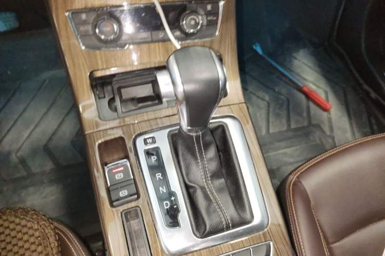 Used Hanteng X5 2018 1.5T CVT Luxury Edition
