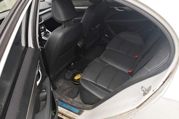 Used Geely Auto Emgrand 2019 Leading Edition 1.5L CVT Upward Asian Games Edition China VI
