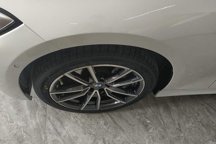 Used BMW 3 Series 2021 Restyled 325Li xDrive M Sport Package
