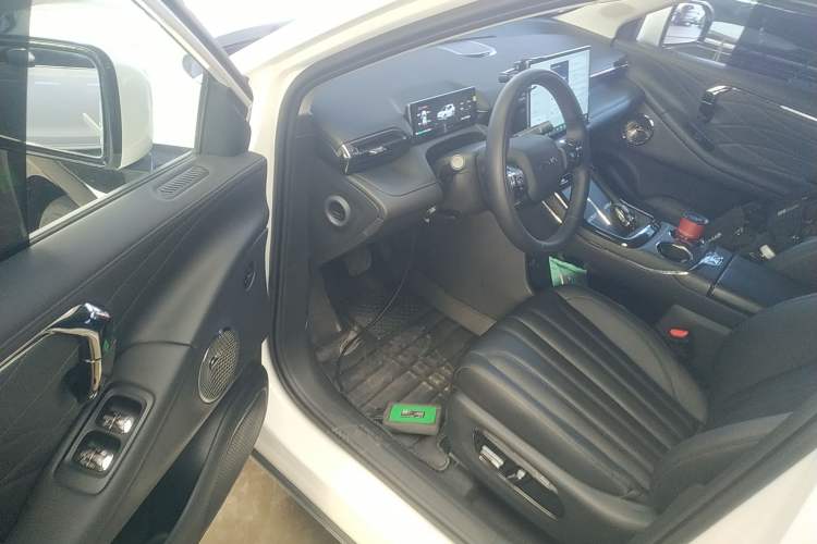 Used AION V 2026 Model Aion Tyrannosaurus Family Edition 520 Zhi Hao Edition Driver Seat