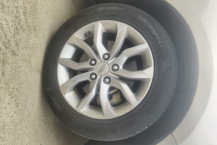 Used Geely Auto Emgrand GL 2017 1.8L Manual Elite Model
