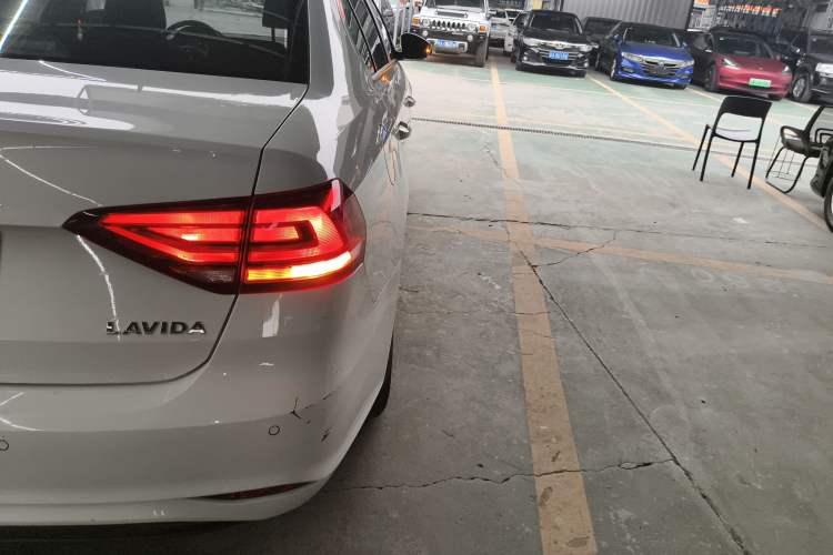 Used Volkswagen Lavida 2019 Lavida Start 1.5L Automatic Trendy Version China VI Standard
