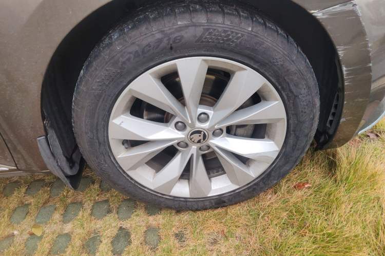 Used Skoda Superb 2016 TSI330 DSG Innovation Edition