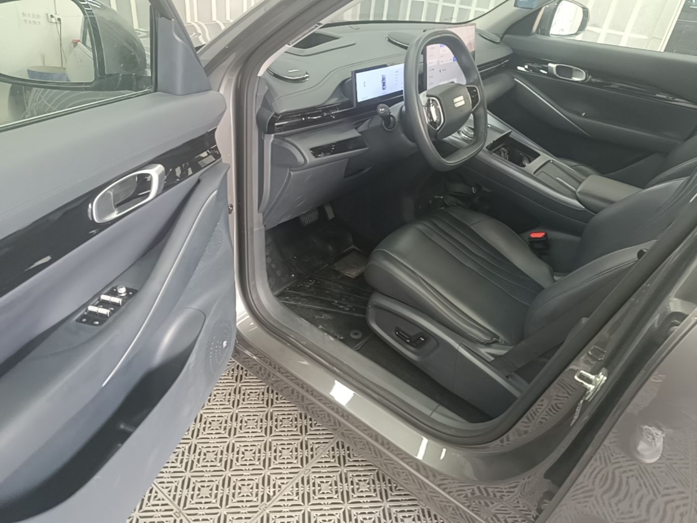 Geely Galaxy E5 2026 Model 610km Exploration+ Edition — снимка 18