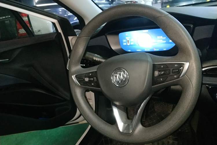 Used Buick Velite 6 2023 Revised Version 430 km Range – Commuter Edition