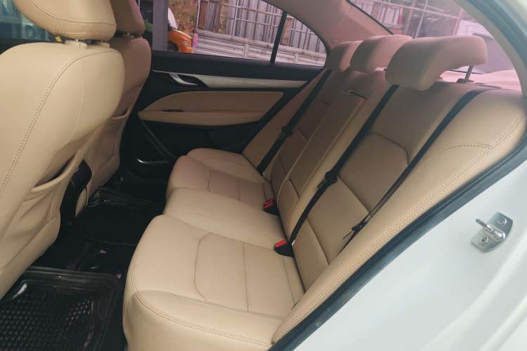 Used Geely Auto Emgrand 2018 1.5L Manual Luxury Model