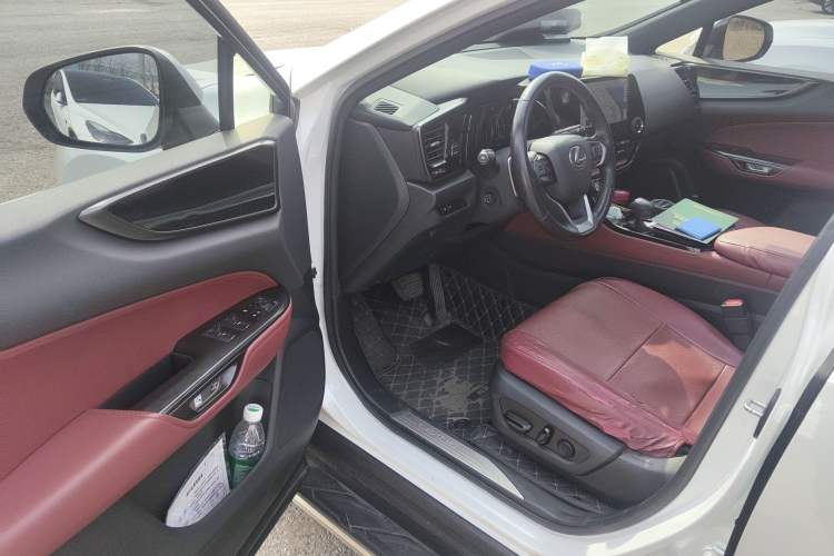 Used Lexus NX New Energy 2022 400h+ Comfort Edition Driver Seat