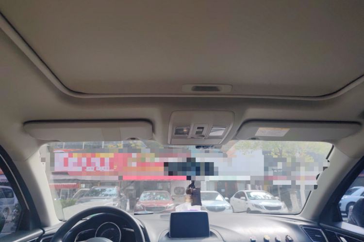 Used Mazda 3 Axela 2014 Sedan 1.5L Automatic Luxury Model