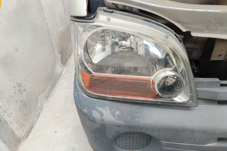Used Wuling Zhiguang 2010 1.0L Base Version Right Front Headlight