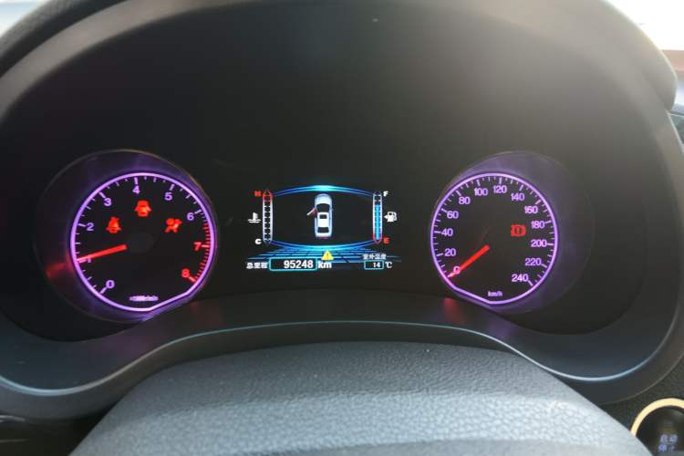 Used BYD Surui 2012 1.5TI Manual Luxury Version