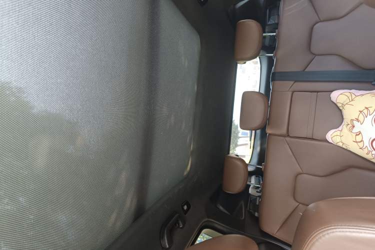 Used Haval H6 2017 Red-Label 1.5T Automatic Two-Wheel Drive Smart Edition Headliner