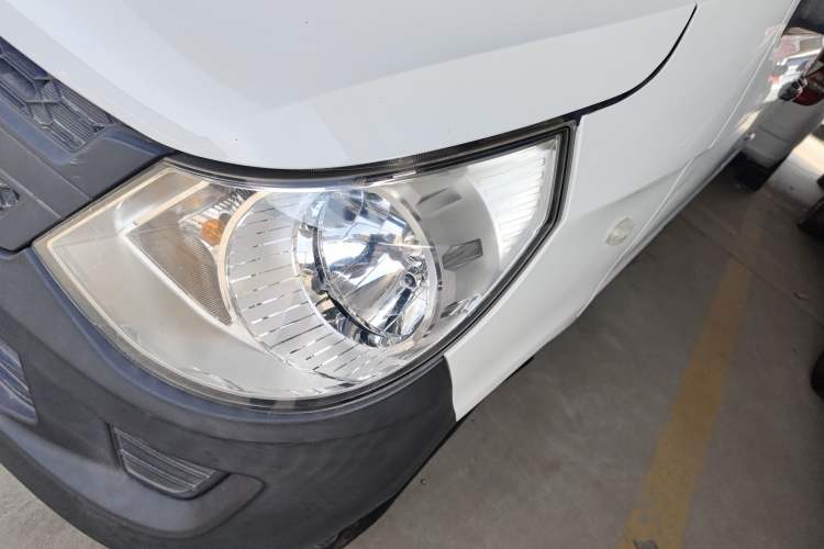 Used Wuling Zhiguang 2015 1.2L S Practical Model LSI Left Front Headlight