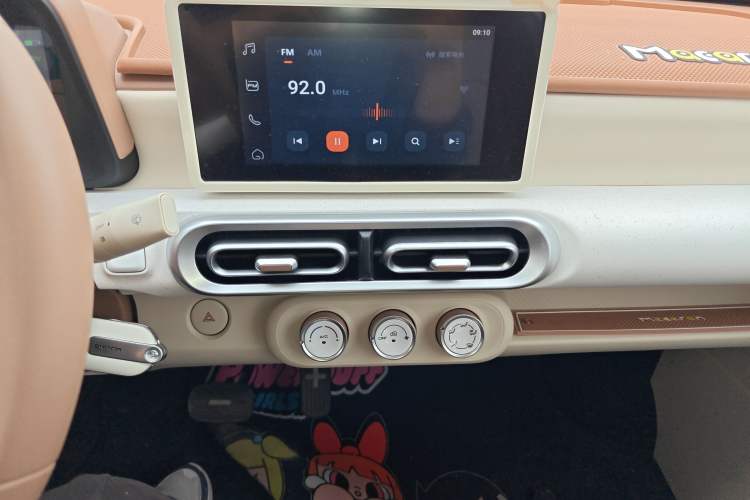 Used Wuling Hongguang MINIEV 2024 3rd Generation 215km Advanced Version Audio And AC Panel