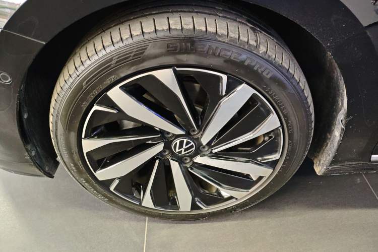 Used Volkswagen Passat 2023 330TSI Luxury Edition