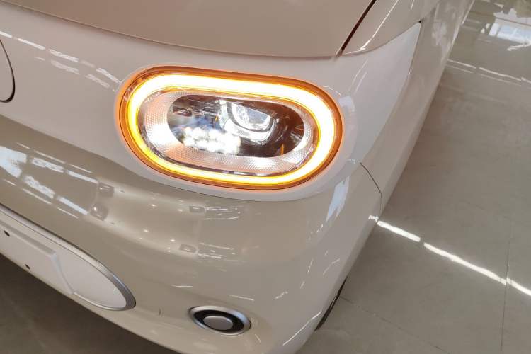 Used Wuling Hongguang MINIEV 2024 3rd Generation 215km Youth Edition
