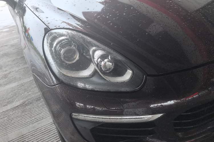 Used Porsche Cayenne 2016 Cayenne Platinum Edition 3.0T
